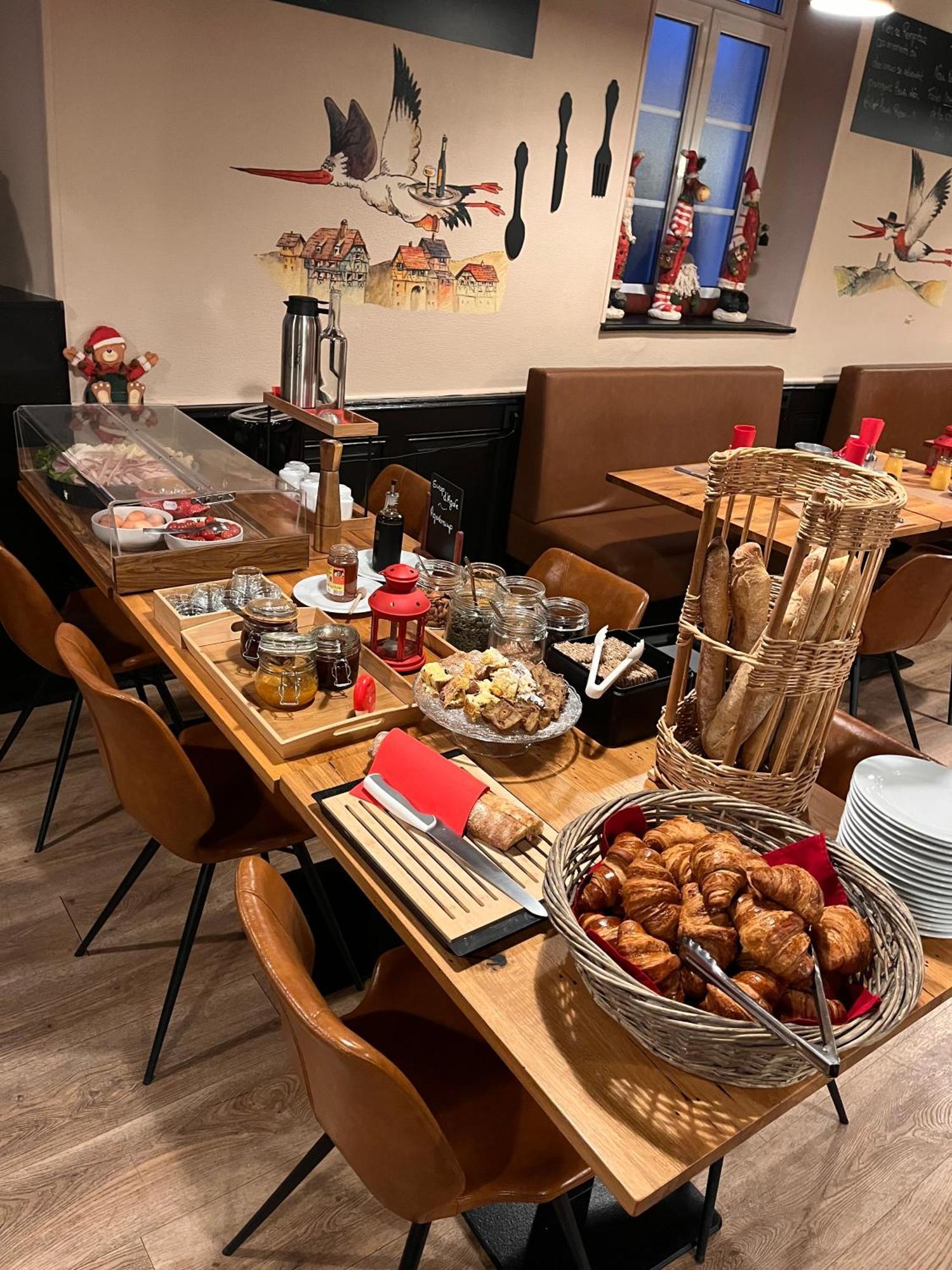 A La Maison Rouge Hotel & Restaurant Barr Ngoại thất bức ảnh